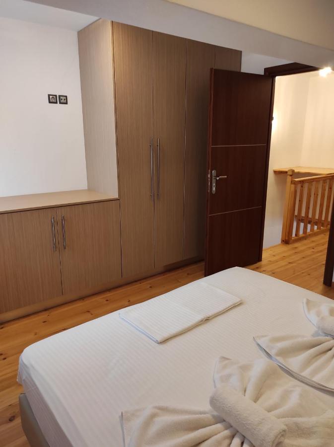 Astradeni Luxury Apartments Kratir Paloi ภายนอก รูปภาพ